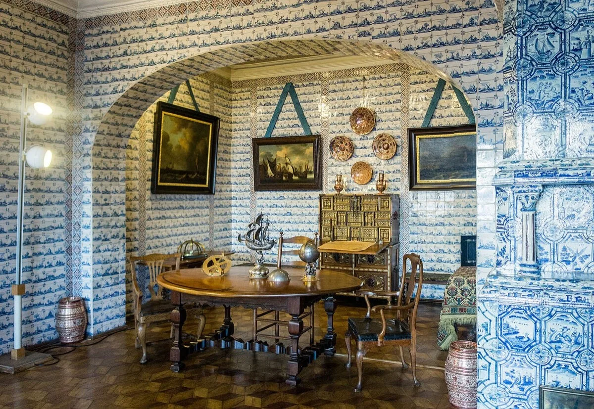 Меншиковский дворец, обзорная экскурсия 8-12 лет